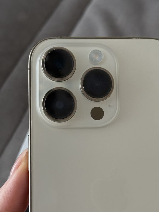 продам IPhone 14pro