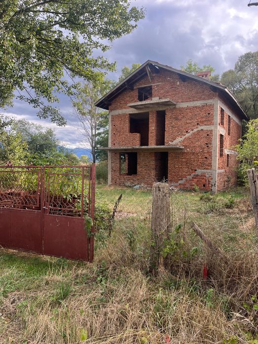 Продава се Къща в с. Злокучене, Област София-област - 76 кв.м за 1290 €/кв.м - Снимка #1