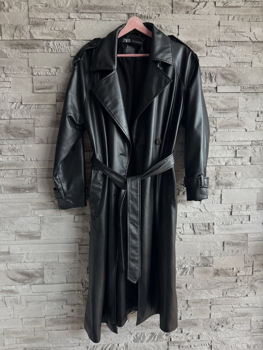 Шлифер на Zara от изкуствена кожа