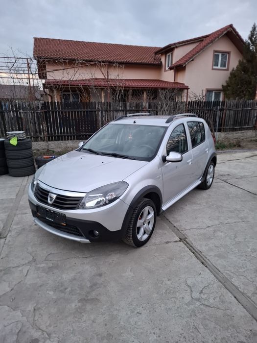 Dacia Sandero//98 mii km//1.6 Benzină/An 2013/Euro 5