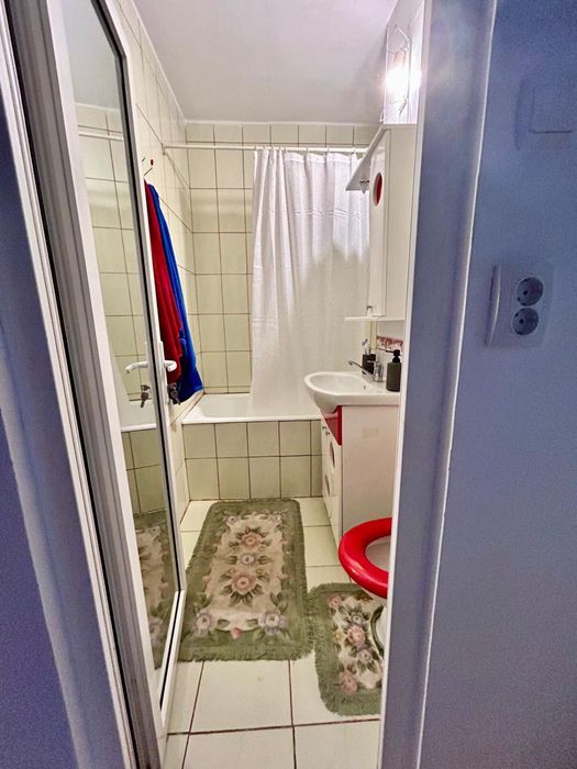 Inchiriez apartament 2 camere