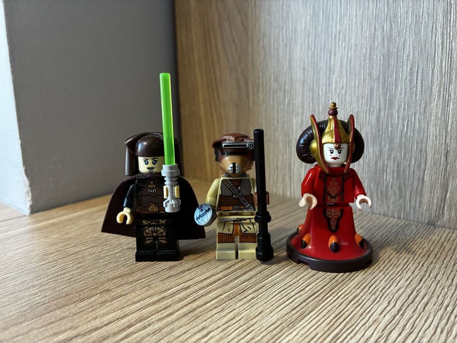 Ценные фигурки star wars оригинал