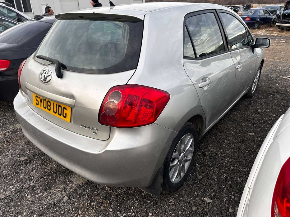 Toyota Auris 2.0 D-4D 126к.с 2008г