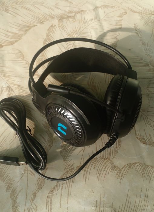 Игровые наушники