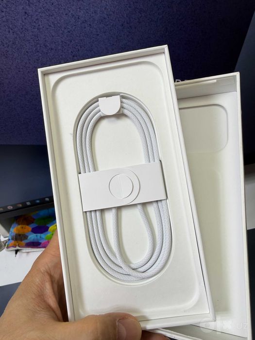 Super iDeal iPhone 17 Pro Max 100% Yomkost 94 sikl Karobka dok bor