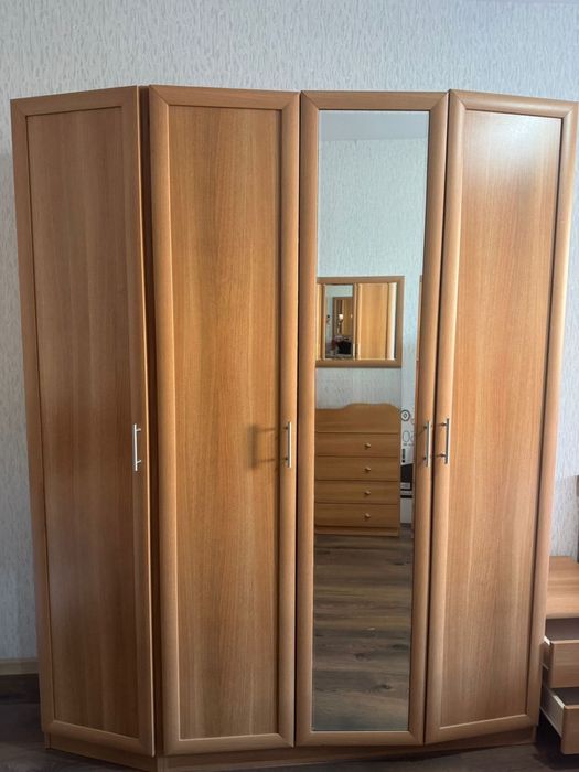 Шкаф 3+1 и комод