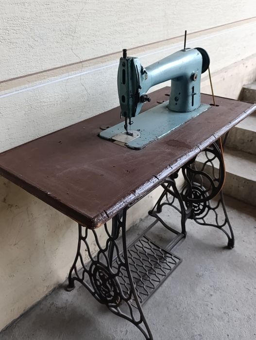 22 тикув машина сотилади