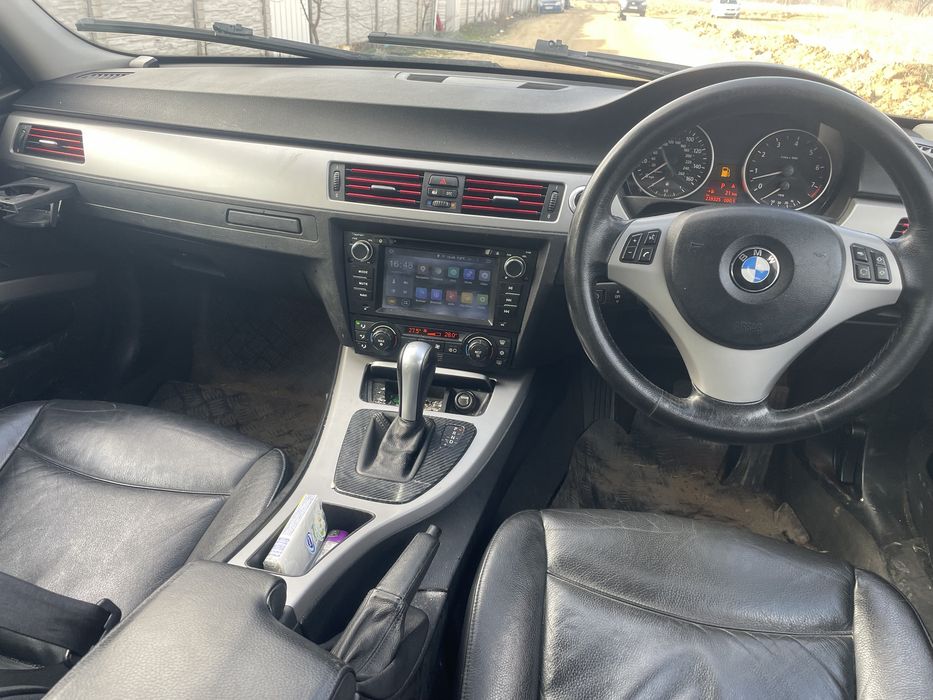 Dezmembrez bmw e90