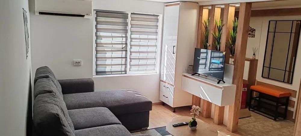 Дава се под наем Едностаен апартамент в Пловдив, Кючук Париж - 35 кв.м за 245 € - Снимка #1