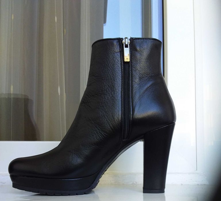 Ghete din piele, marimea 38