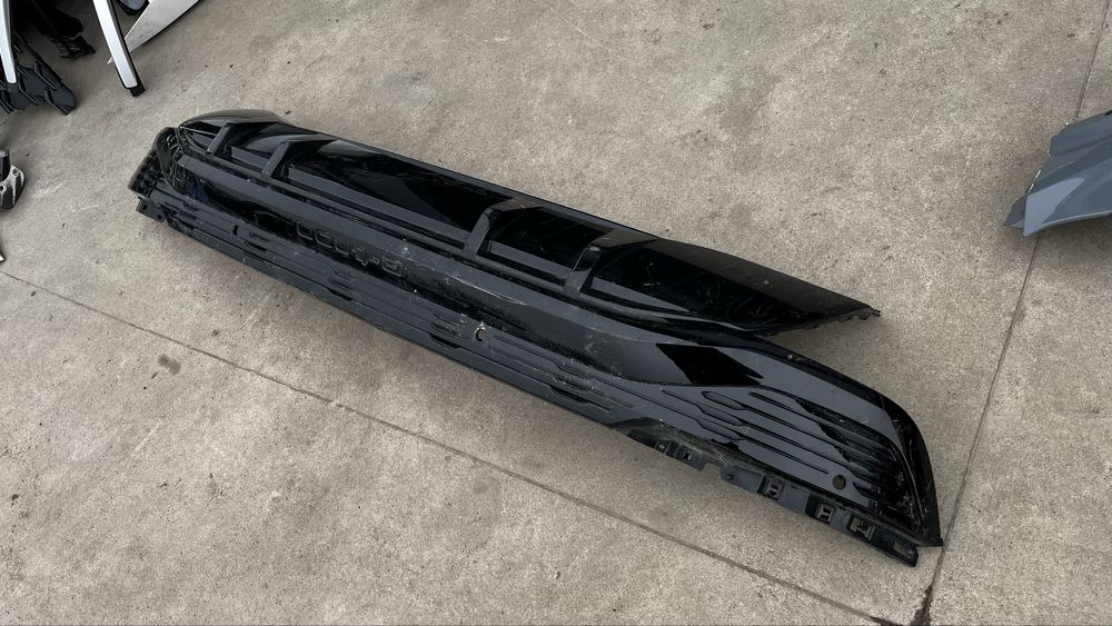 дифузьор Audi Q8 E-Tron 2022- 4бр