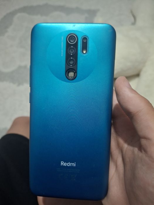 ПРОДАМ срочно редми 9