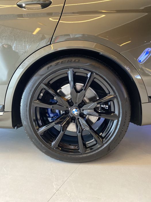 BMW x7 40i 2026 pachka