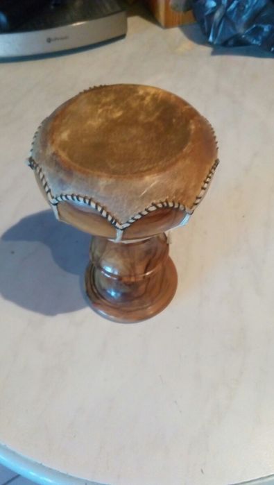 Тарамбука дървена с естествена кожа ръчна изработка