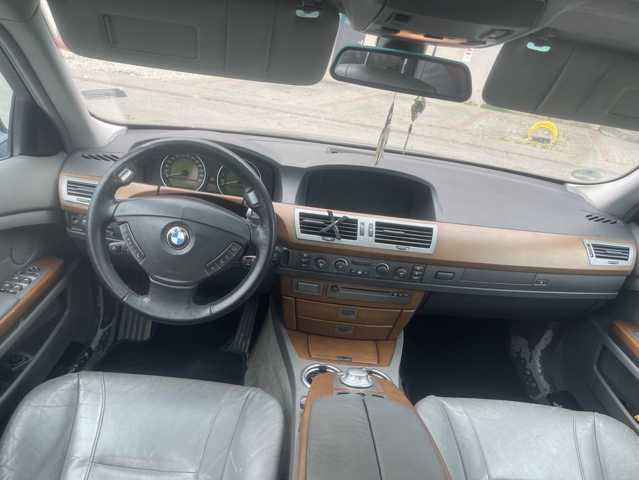 Bmw seria 7 735i