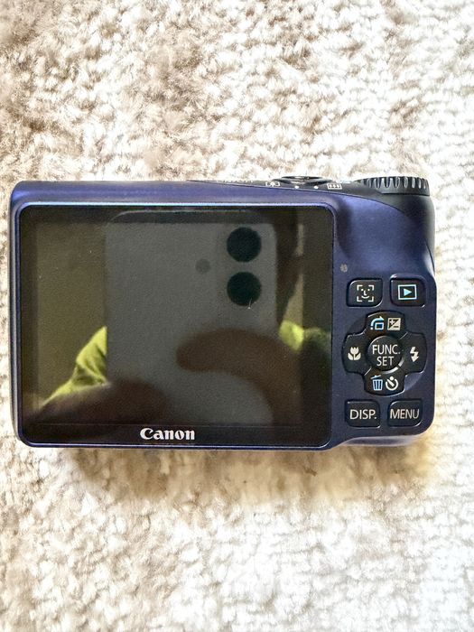 Canon Powershot A2200
