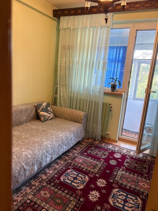 Apartament 3 camere zona Institut Craiova