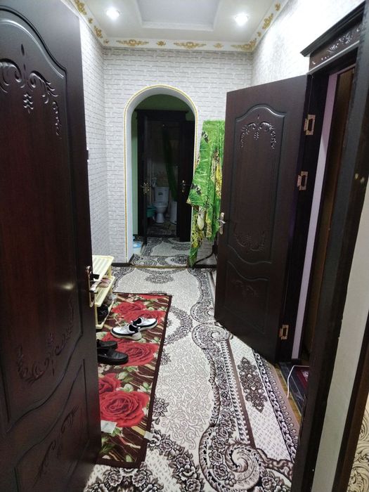 Нукус И.Каримов кучаси 3- этаж 21- жой сотилади