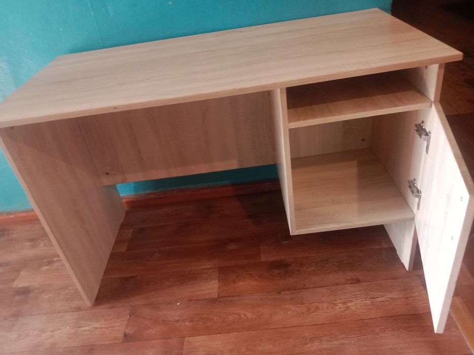 Парта стол сатылады