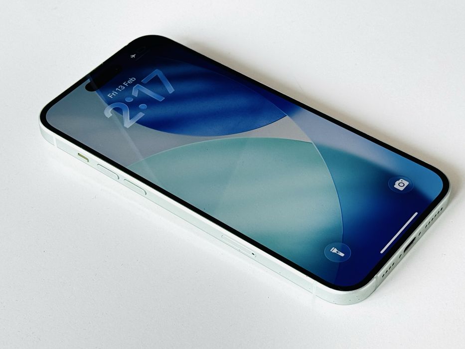 Iphone 15 Plus 128GB Green Гаранция 6 месеца