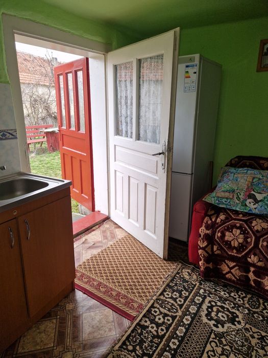 Casa de vânzare cu teren