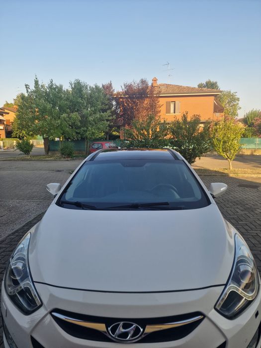 Hyundai  I40 1.7 diesel piele panoramic incalzire