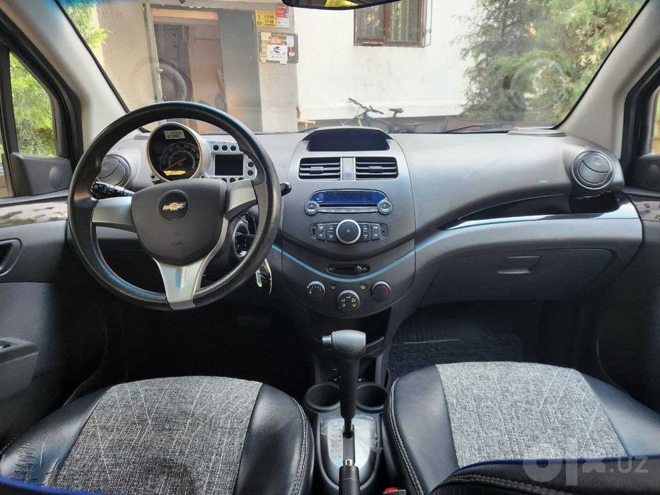 Chevrolet Spark AT 2015
