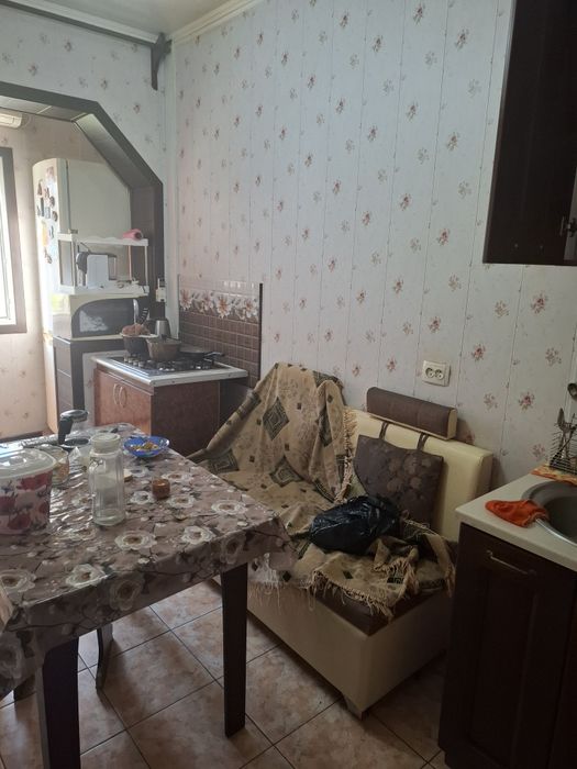 Срочно прод-ся 3к кв 3эт 9эт.дом ор-р Мирабад.ЗАГС фото реальное 72кв.