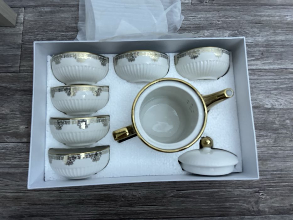 Сервиз чайный новый