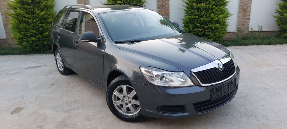 SKODA Octavia 2011 — imagine 2