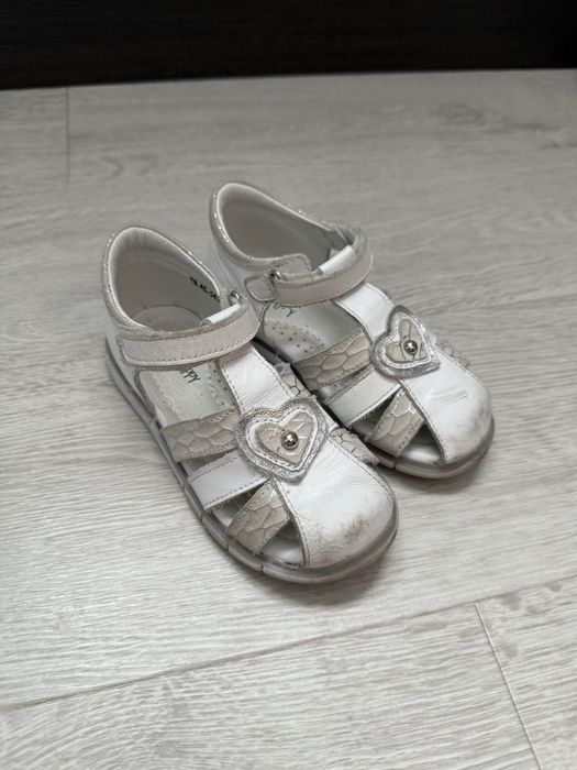 Детская обувь на разные сезоны