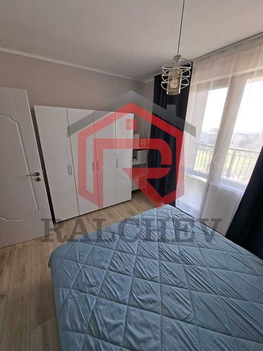 Под наем Възраждане II