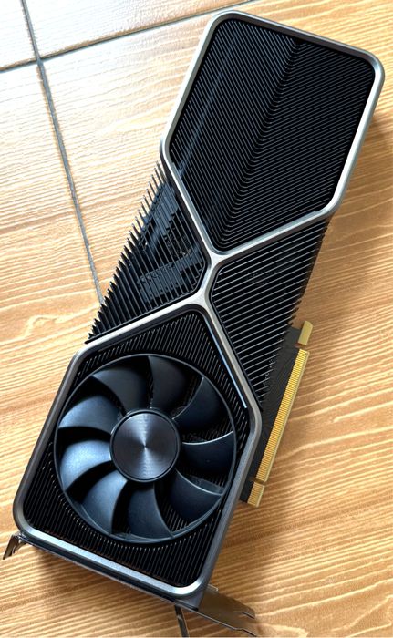 Vand placa video Nvidia Geforce rtx 3080 Fonders Edition