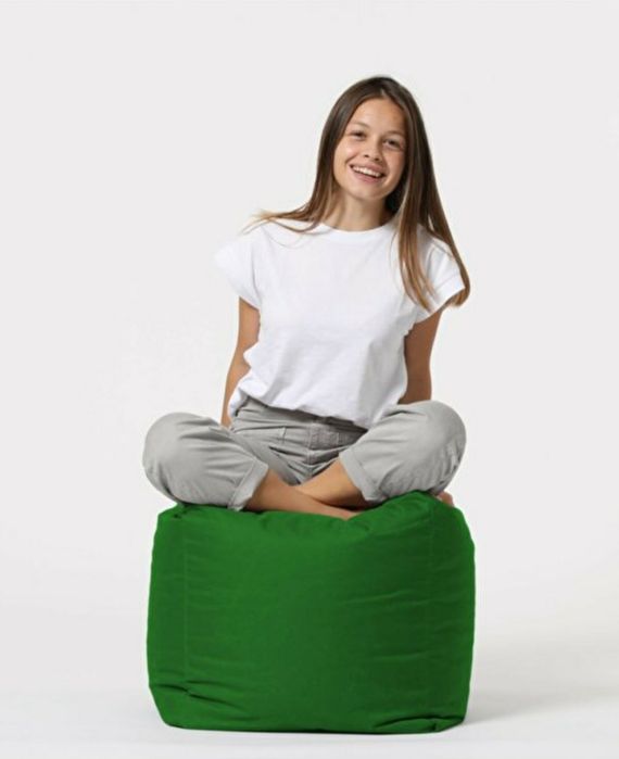 Голяма табуретка куб пуф