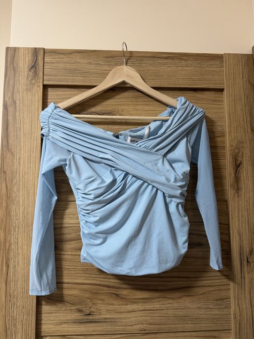 Self porttrait блуза