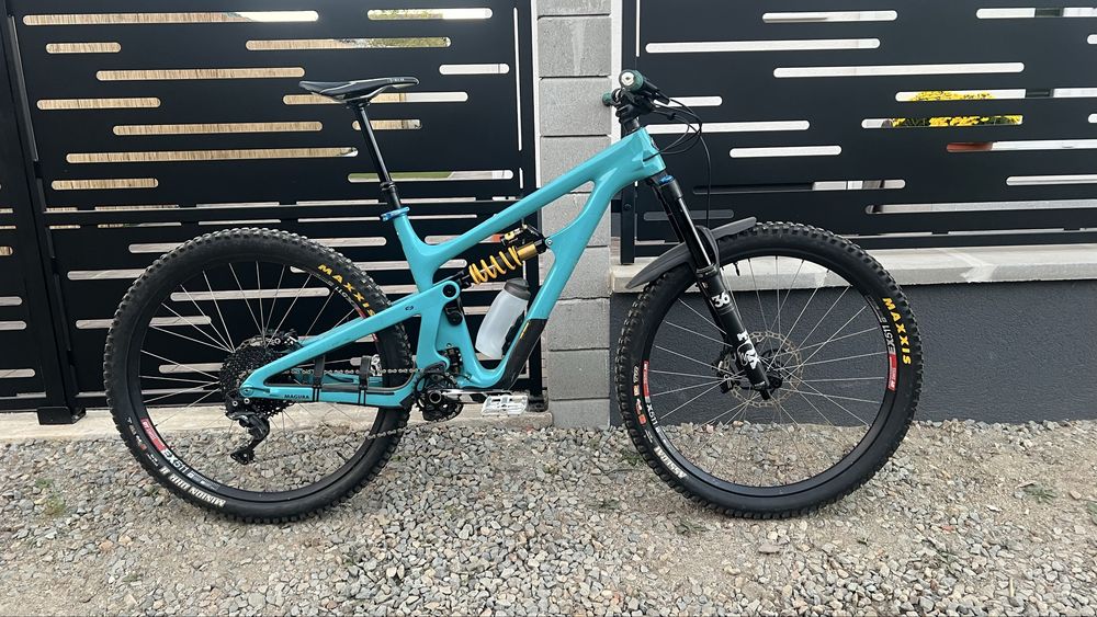 YETI SB150 Marime L