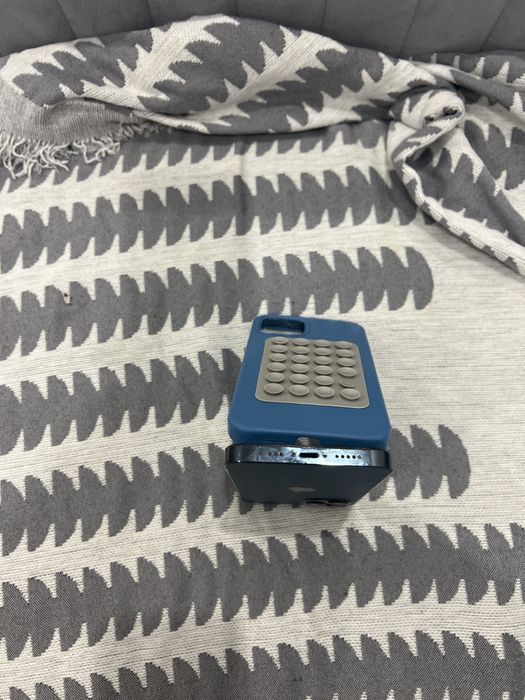 Iphone 12 pro 128 гигабайт.