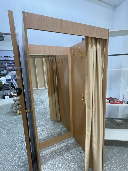 Продам примерочную цена договорная