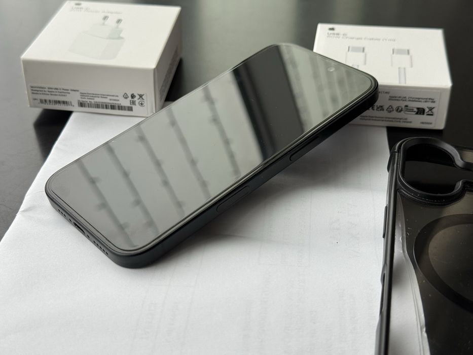 iPhone 16 Black 128GB Neverlocked•Garantie 2026•Factura•Baterie 99%