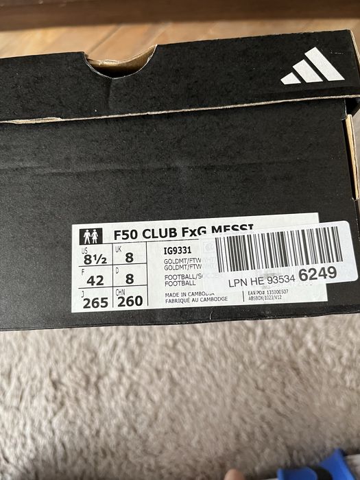 Мъжки футболни бутонки Adidas F50
