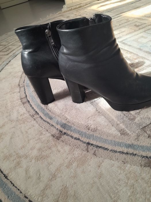 Женские осенние сапоги