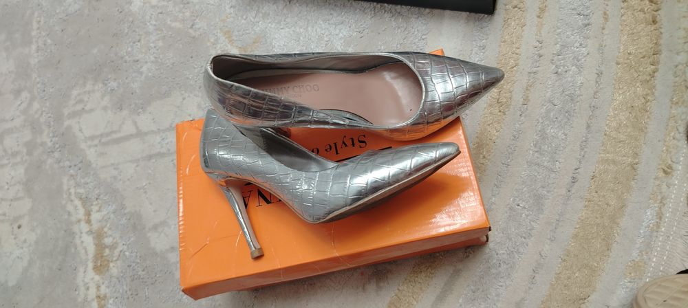 Туфли модный. Серебро