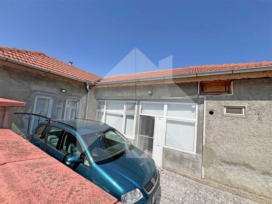 Продава се Къща в Нови пазар - 78 кв.м за 981 €/кв.м - Снимка #19