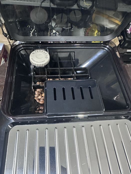 Кофемашина Delonghi Ecam 450.65