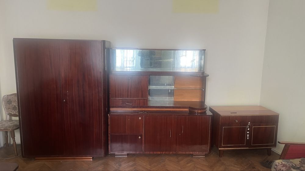 Mobila veche sufragerie