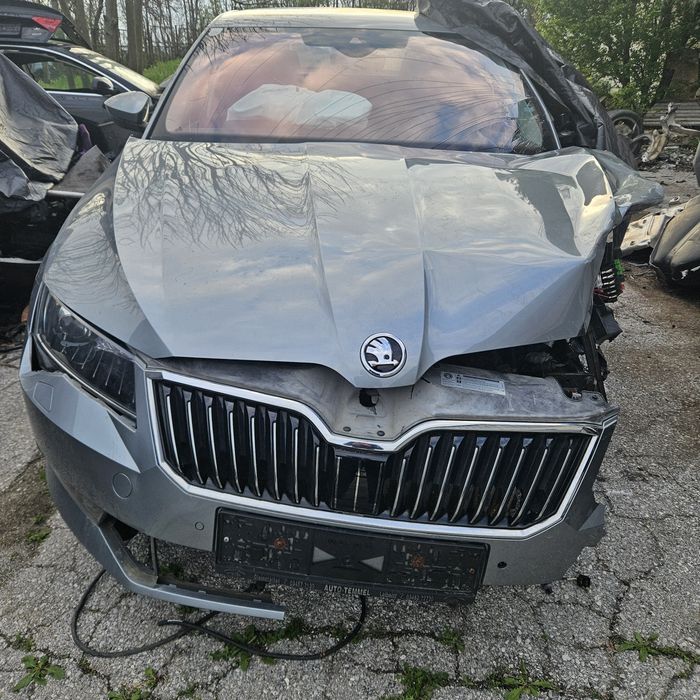 Шкода суперб  2.0тди на части