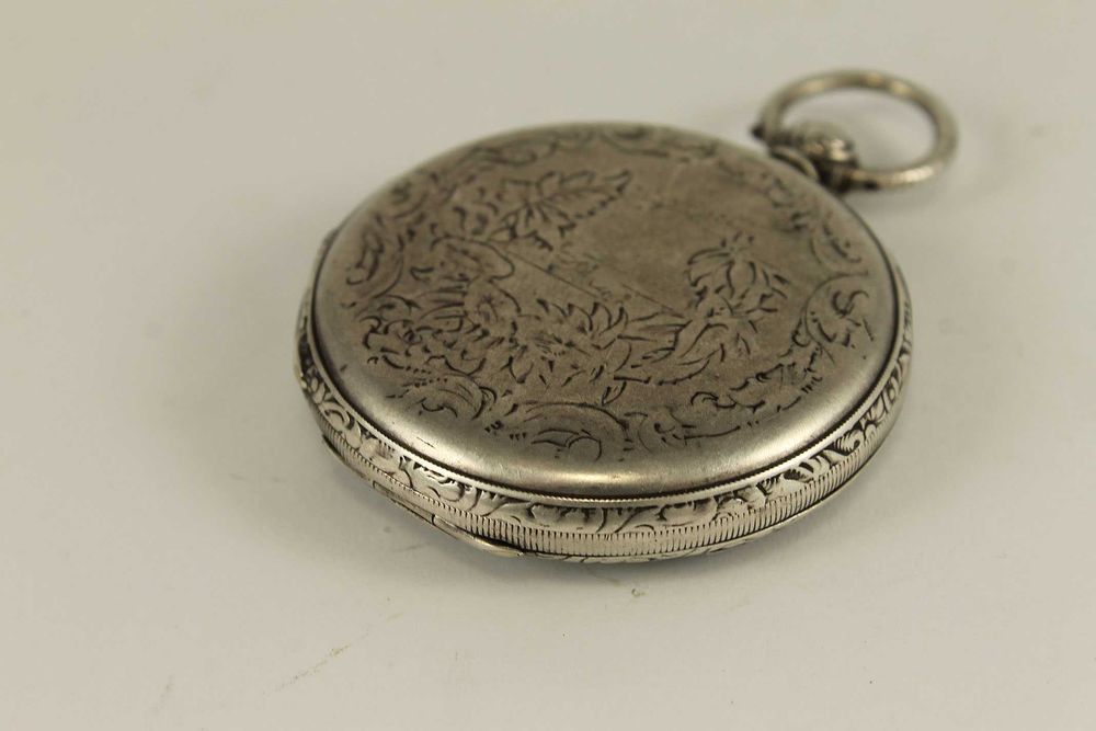 19 Век Швейцарски Джобен Сребърен Цилиндър С Ключе