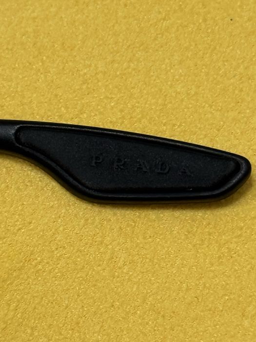 Солнцезащитные очки от PRADA (polarized)