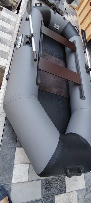 Продаётся Лодка Sharks 270