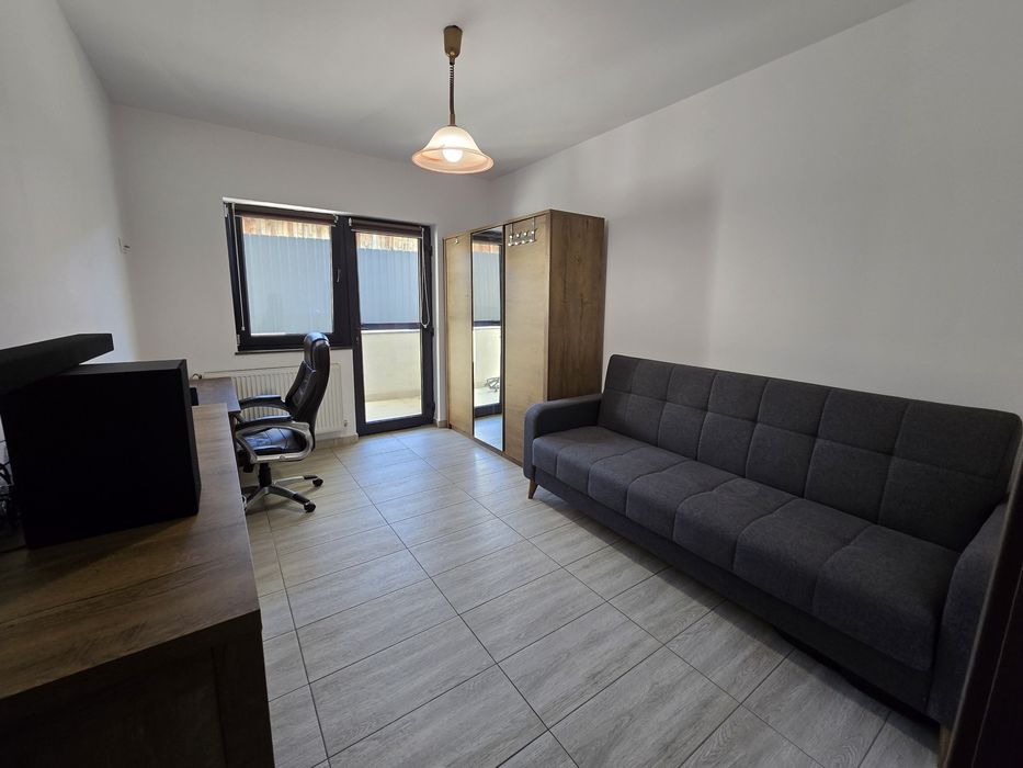 Apartament cu 3 camere, gradina, parcare, in ansamblu privat